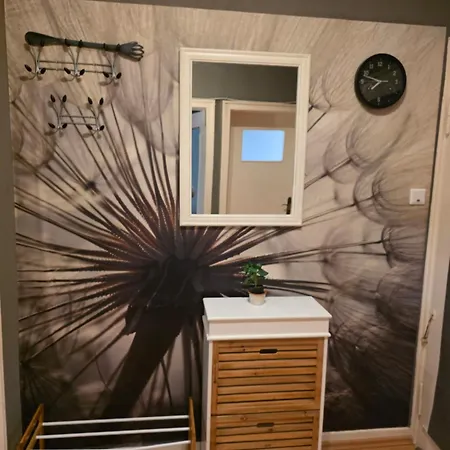شقة Macfewo Im Zentrum Von - Sleep Frisch Renoviert *